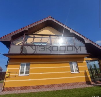 остекление балкона со стеклянной крышей